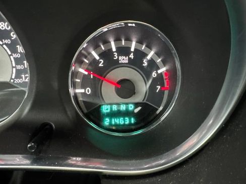 Used 2013 Chrysler 200 LX FWD image 29
