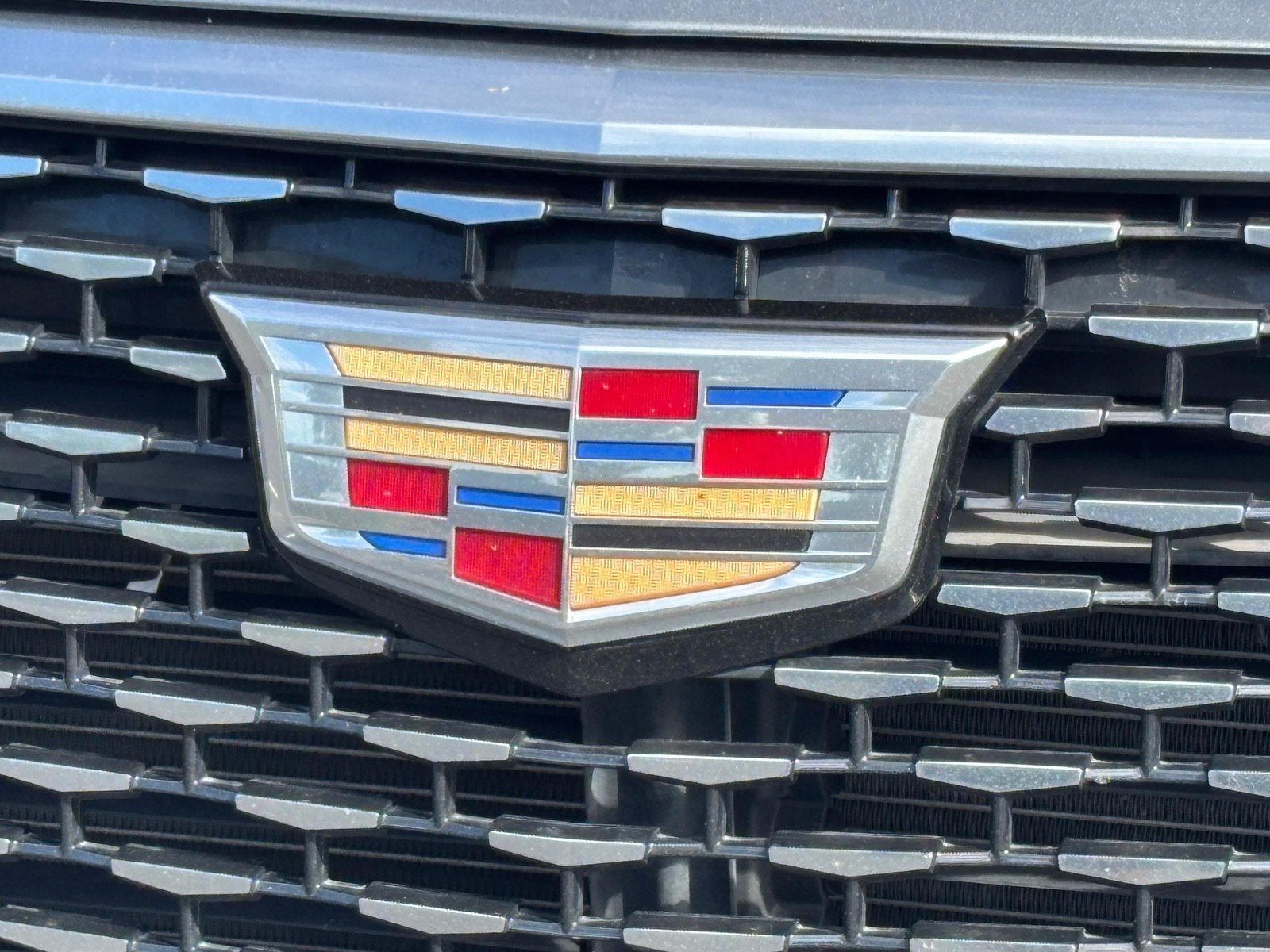 Used 2025 Cadillac XT6 Premium Luxury FWD image 9