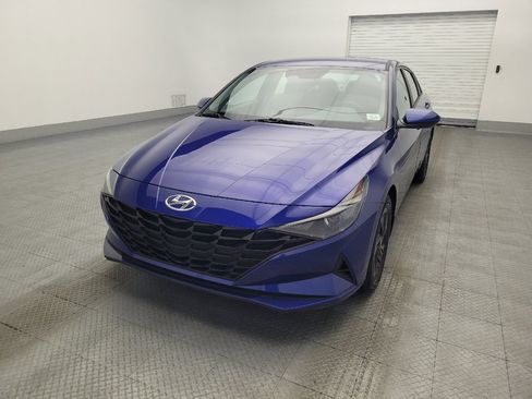 Used 2022 Hyundai Elantra SEL image 15