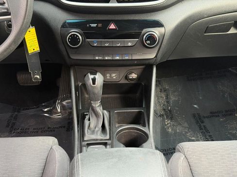Used 2019 Hyundai Tucson SE FWD image 17