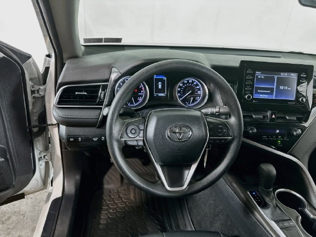 Used 2024 Toyota Camry LE FWD image 23