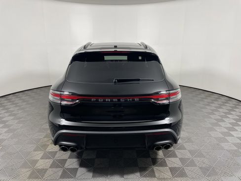 Certified 2026 Porsche Macan AWD/4WD image 6