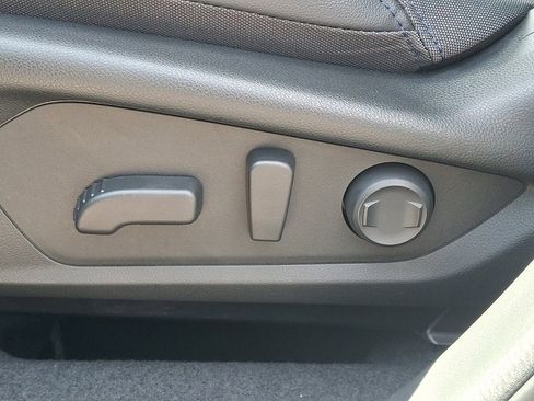 Used 2025 Subaru Forester Premium w/ Convenience Package #1 image 26