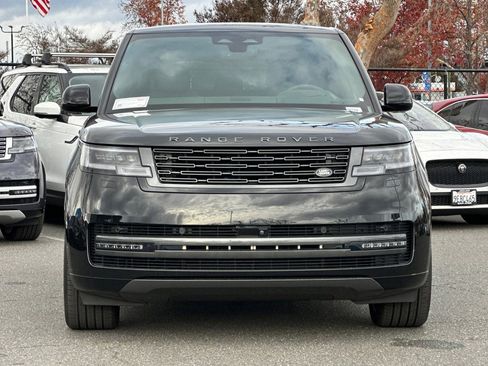New 2025 Land Rover Range Rover Long Wheelbase SE image 7