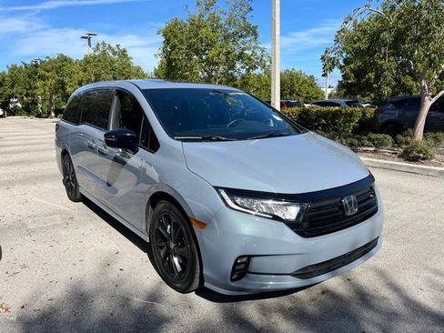 Used 2024 Honda Odyssey Sport image 1