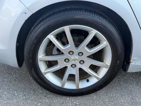 Used 2011 Chevrolet Malibu LTZ FWD image 11