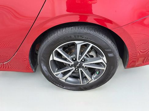 Used 2024 Kia Forte LXS FWD image 29