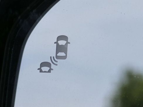 Certified 2023 Honda HR-V Sport image 17
