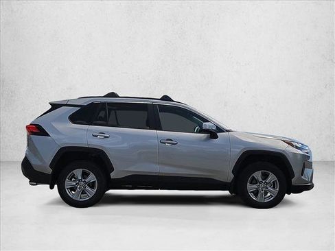Used 2025 Toyota RAV4 XLE FWD image 4