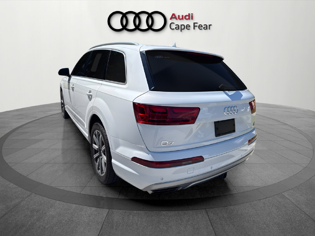 Used 2017 Audi Q7 3.0T Premium Plus w/ Premium Plus Package AWD/4WD image 4