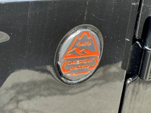 Used 2026 Jeep Gladiator Mojave AWD/4WD image 6