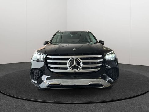 New 2026 Mercedes-Benz GLS 450 4MATIC image 2