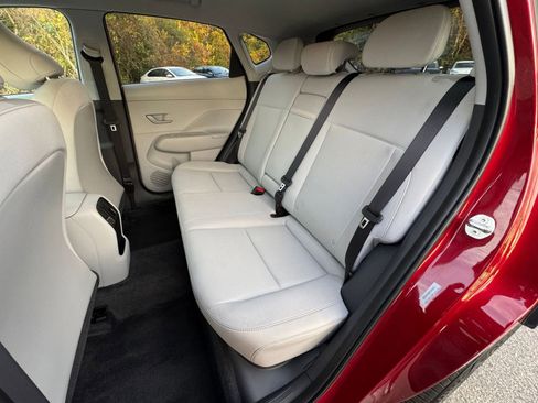 Used 2025 Hyundai Kona SEL image 32