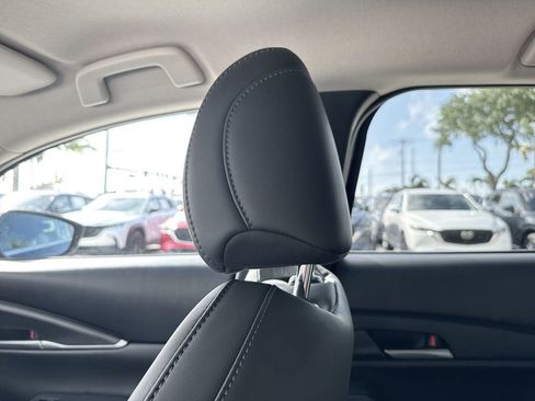 Used 2023 MAZDA CX-30 AWD 2.5 S w/ Select Package image 16