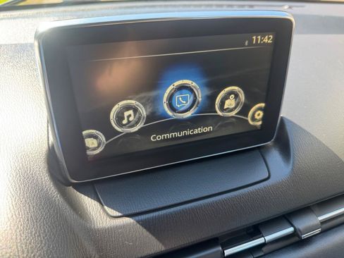 Used 2018 Toyota Yaris iA FWD image 18