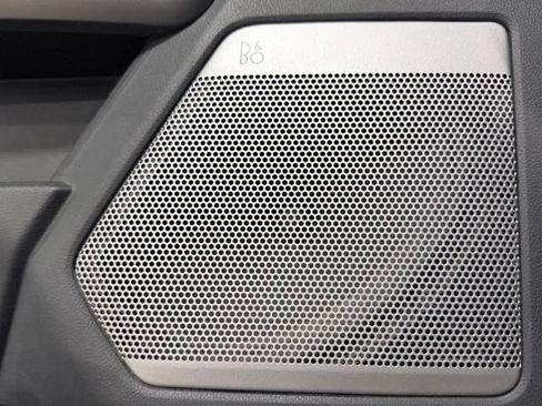 Used 2025 Ford F150 Lariat AWD/4WD image 31