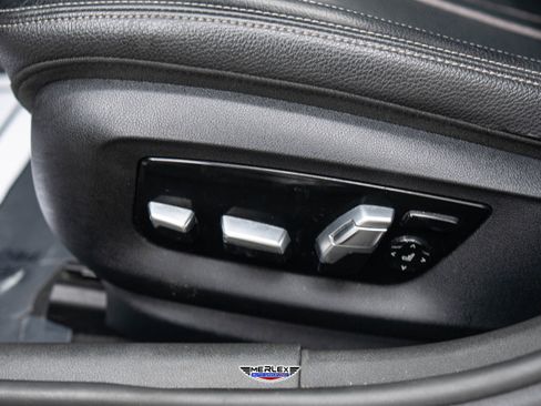 Used 2018 BMW 540i xDrive w/ M Sport Package AWD/4WD image 41