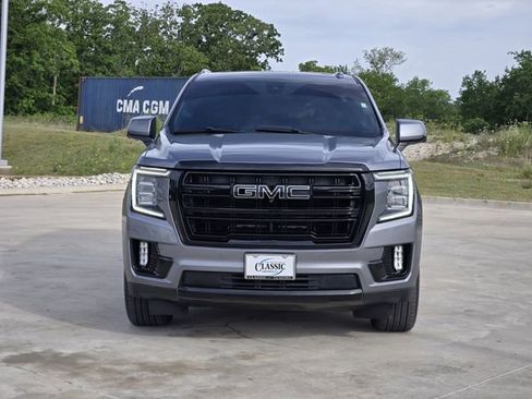Used 2021 GMC Yukon SLT w/ SLT Premium Package RWD image 3