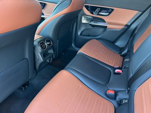 Certified 2024 Mercedes-Benz GLC 300 4MATIC image 12