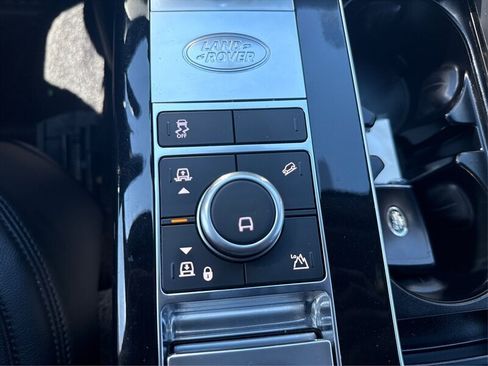 Used 2020 Land Rover Range Rover AWD/4WD image 34
