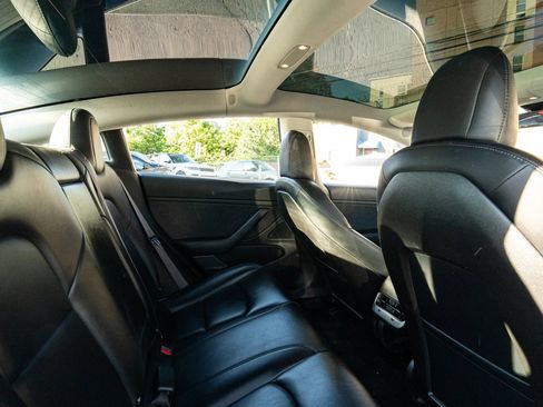 Used 2018 Tesla Model 3 Long Range AWD/4WD image 15