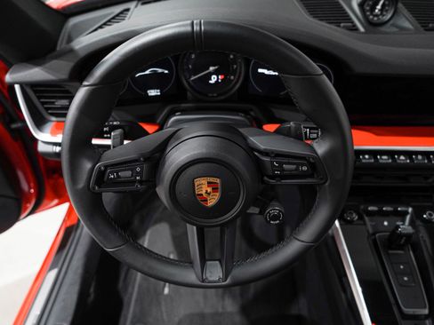 Used 2021 Porsche 911 Carrera RWD image 11