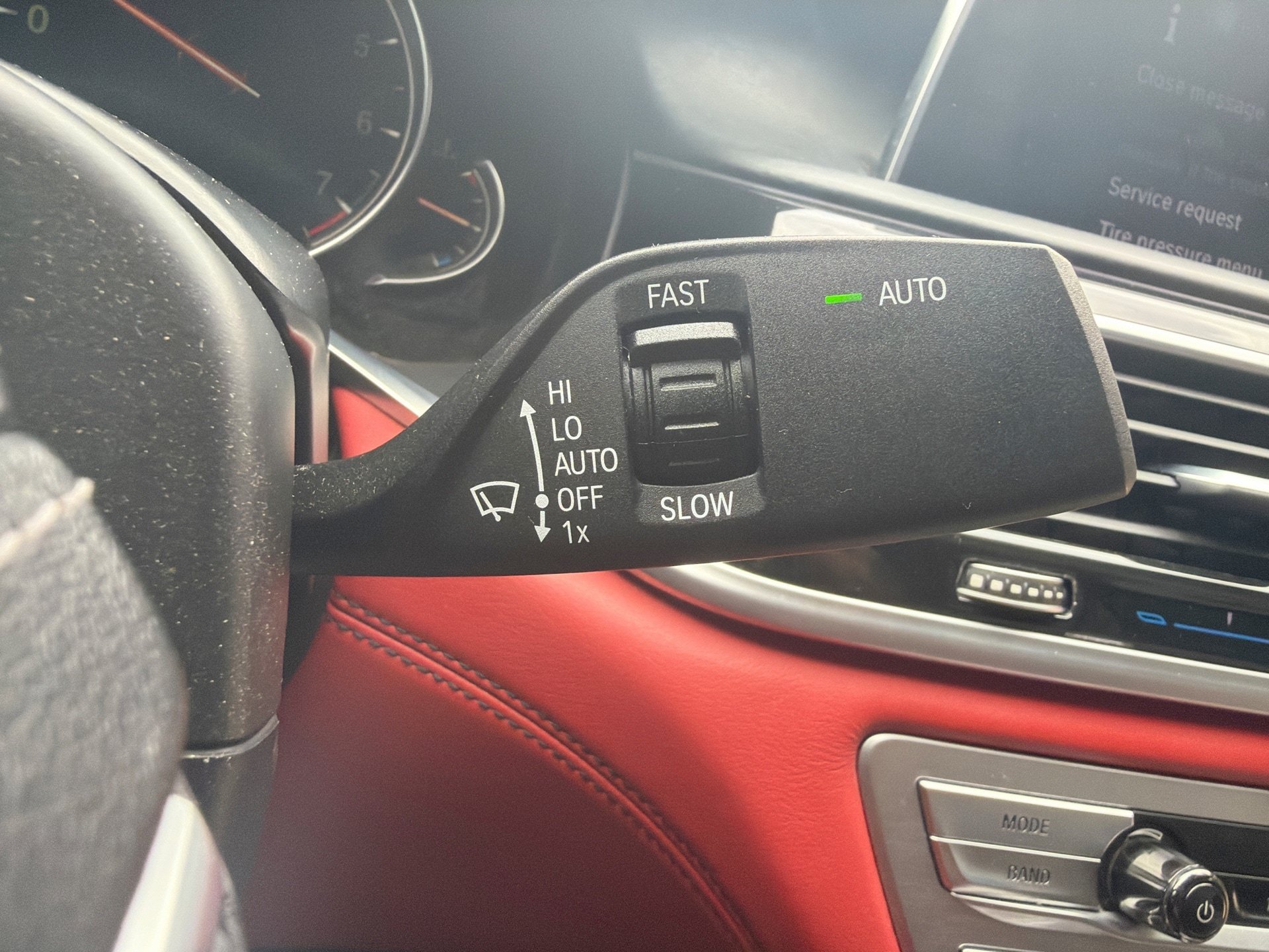 Used 2018 BMW 750i w/ Executive Package RWD image 40