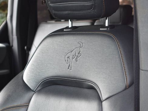 Used 2023 Ford Bronco Badlands image 17