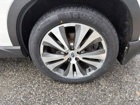 Used 2019 Subaru Ascent Limited image 17