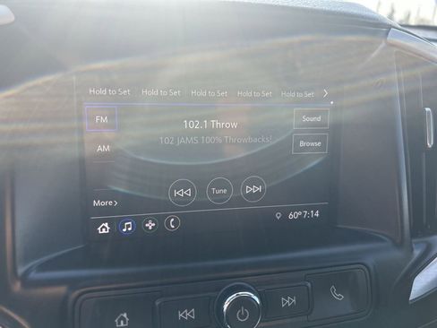 Used 2020 GMC Terrain SLE w/ Driver Convenience Package image 16