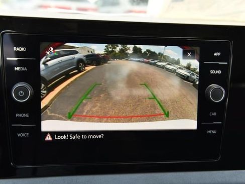 New 2026 Volkswagen Jetta SE FWD image 13