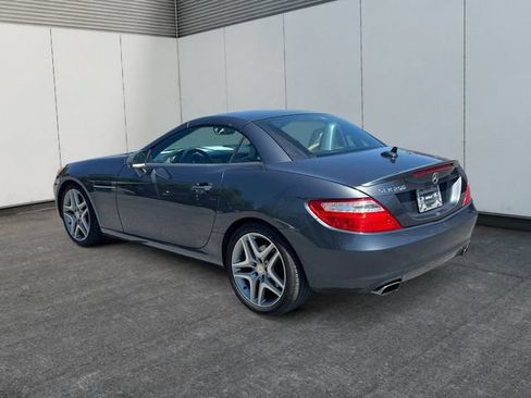 Used 2015 Mercedes-Benz SLK 250 image 3
