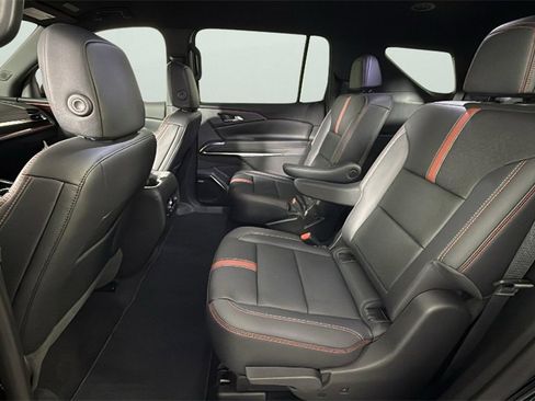 Certified 2026 Chevrolet Traverse RS image 42