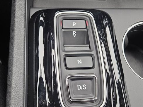 Used 2025 Honda Pilot Black Edition image 15