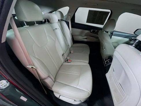 Used 2022 Kia Sorento S w/ Panoramic Sunroof Package AWD/4WD image 30