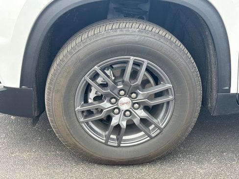 New 2026 GMC Acadia Elevation AWD/4WD image 13