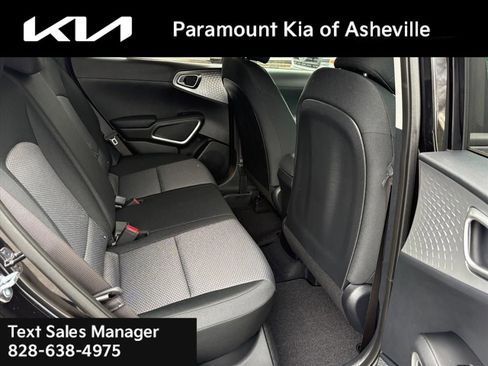 New 2025 Kia Soul LX image 18