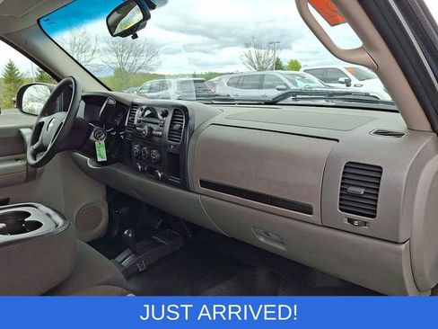 Used 2009 Chevrolet Silverado 1500 W/T AWD/4WD image 22
