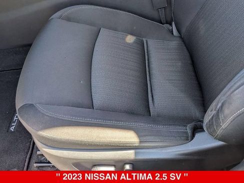 Used 2023 Nissan Altima 2.5 SV AWD/4WD image 16