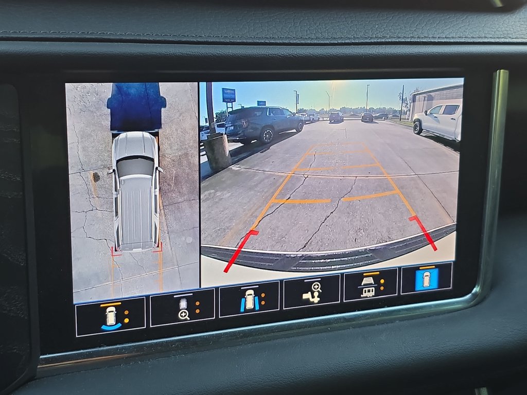 Used 2021 GMC Yukon Denali RWD image 30