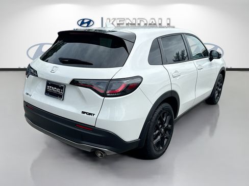 Used 2024 Honda HR-V Sport image 6