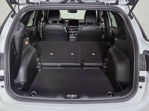 New 2026 Jeep Compass Limited image 11