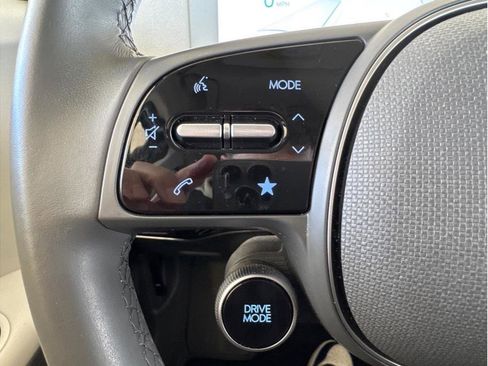 Used 2024 Hyundai Ioniq 5 SE image 18