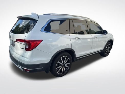 Used 2021 Honda Pilot Touring image 2