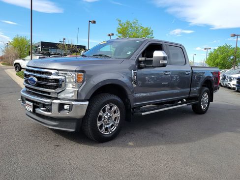 Used 2022 Ford F350 Lariat w/ Lariat Ultimate Package AWD/4WD image 4