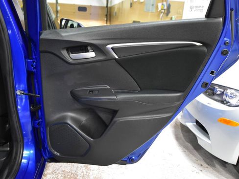 Used 2019 Honda Fit LX image 30