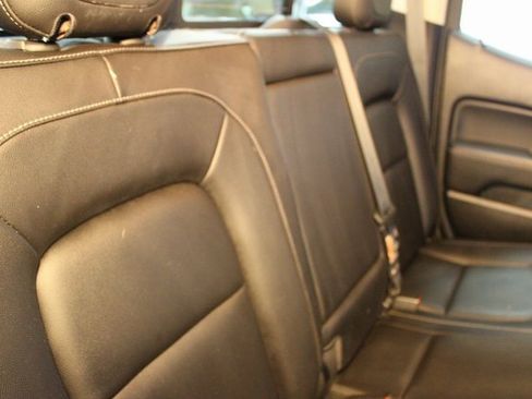 Used 2015 GMC Canyon SLT image 14