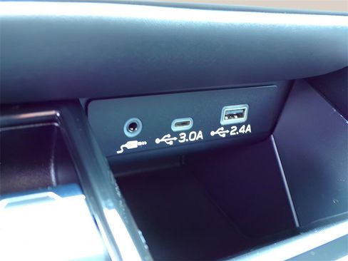 Certified 2024 Subaru Outback Premium image 22