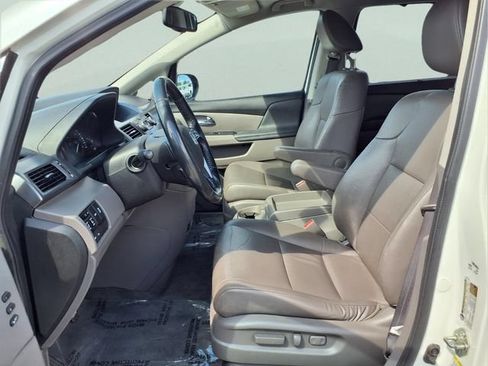 Used 2015 Honda Odyssey Touring Elite image 19