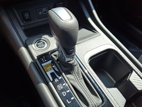 Used 2025 Nissan Sentra S FWD image 14